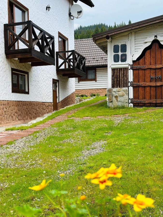 Guest House Lileya Bukovel Esterno foto