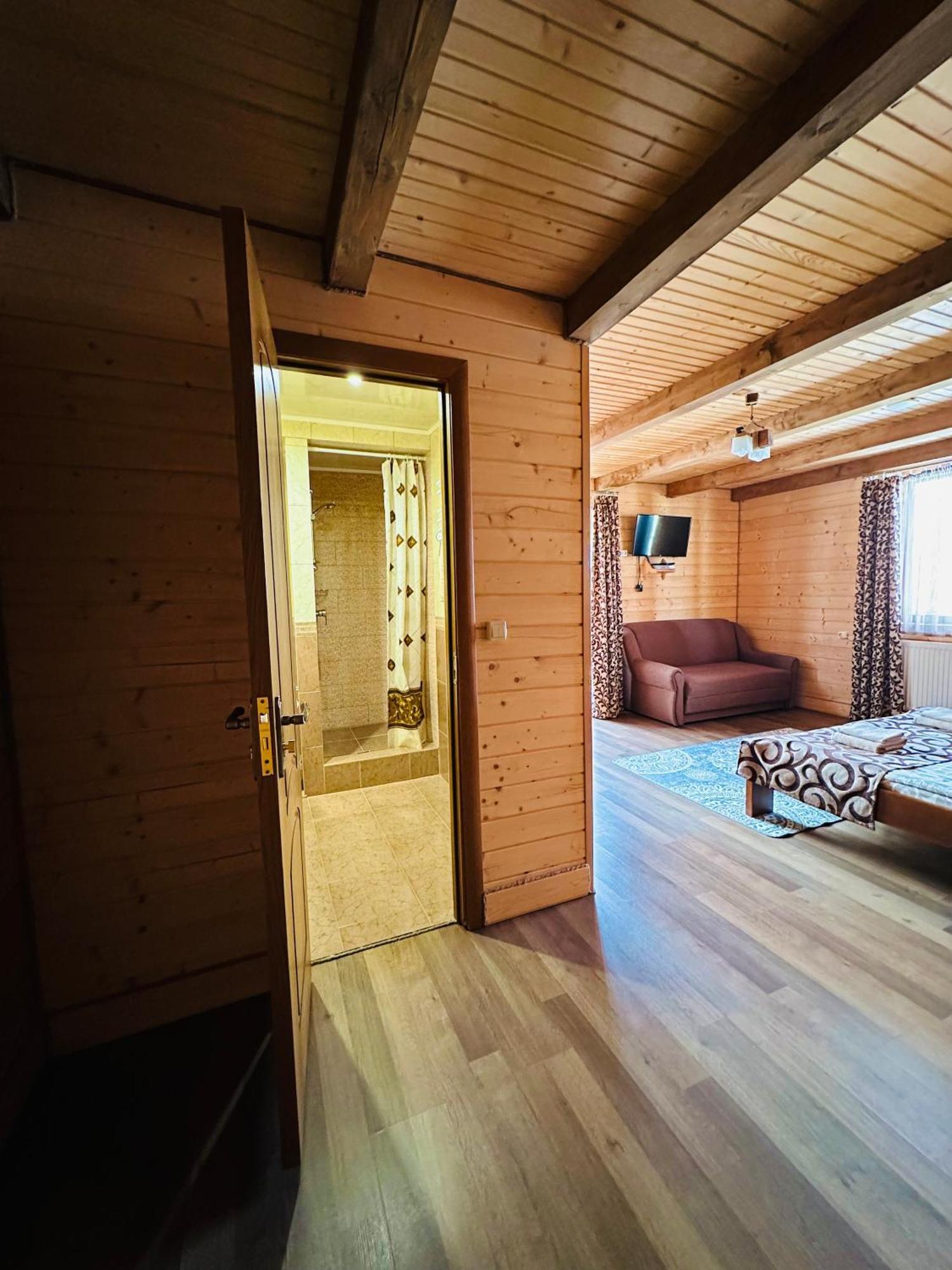 Guest House Lileya Bukovel Esterno foto