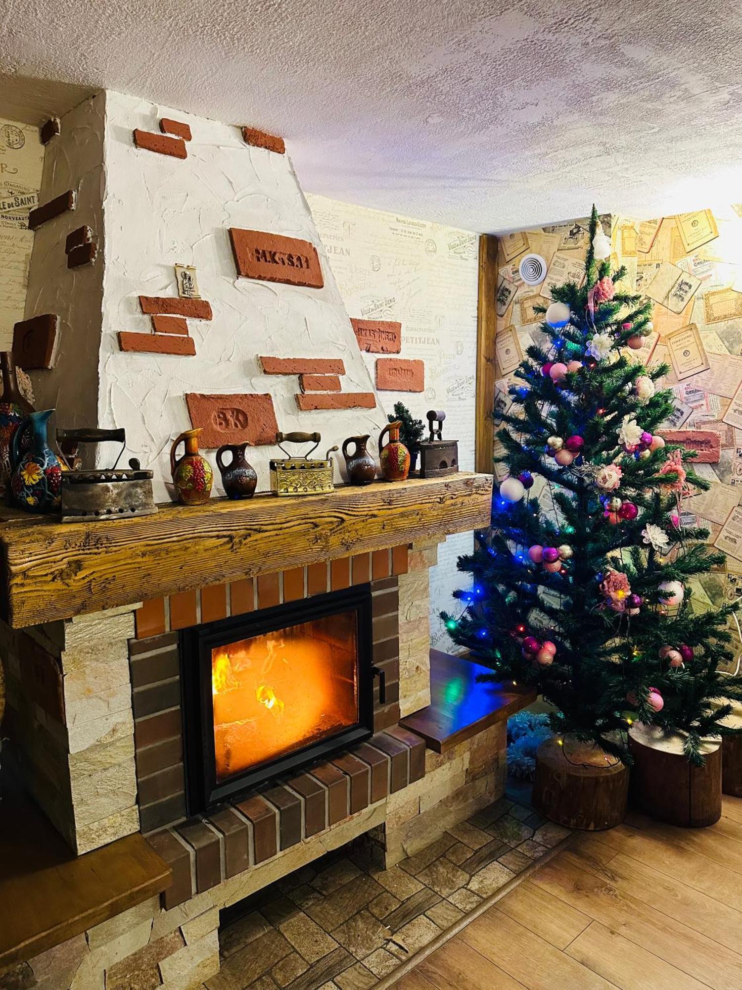 Guest House Lileya Bukovel Esterno foto