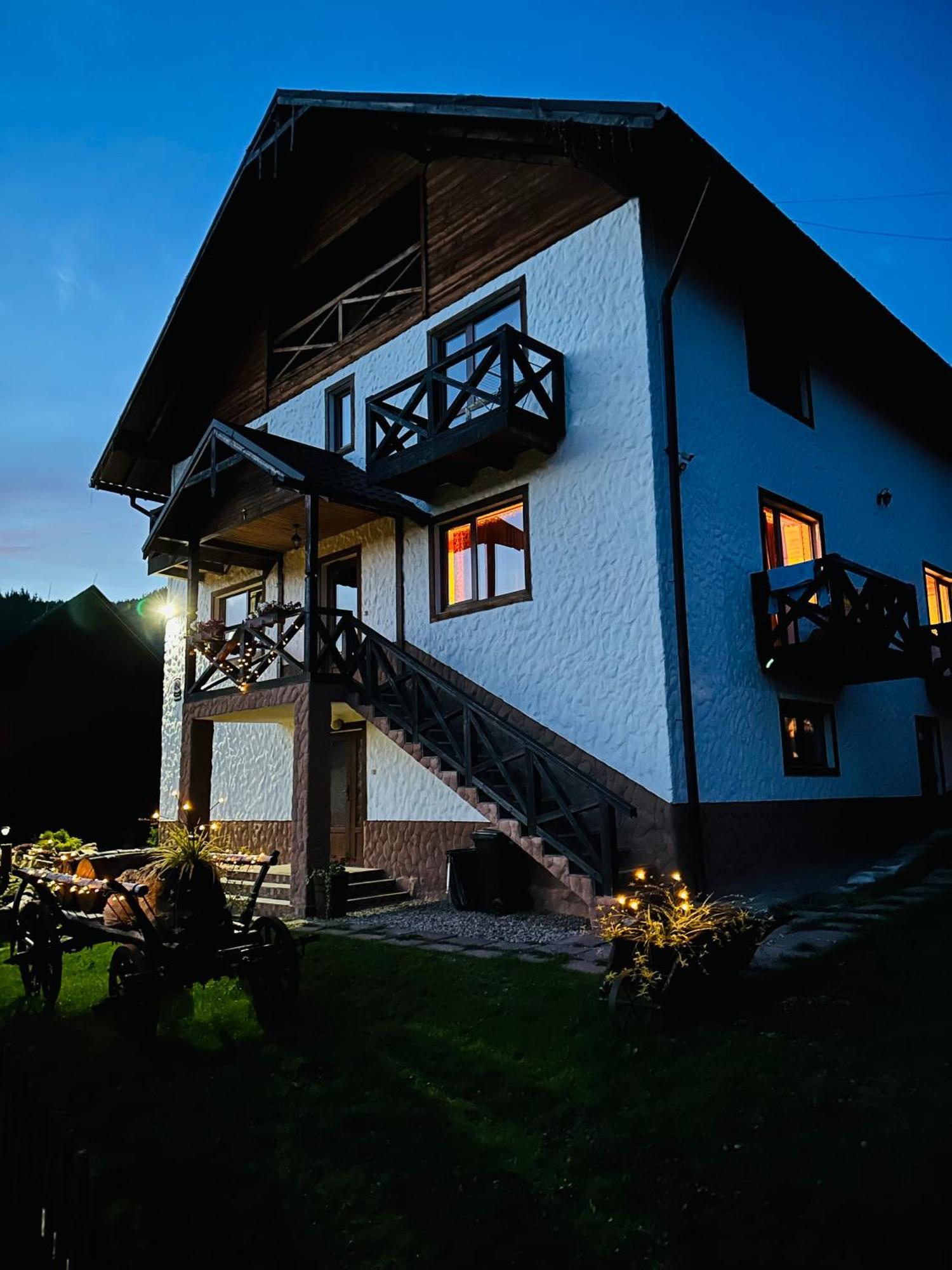 Guest House Lileya Bukovel Esterno foto